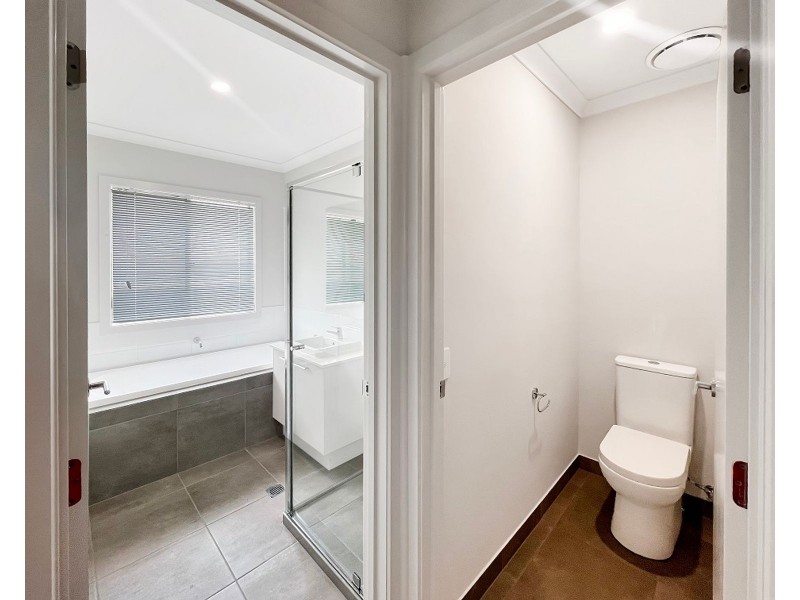 12 Waltz Street, Ripley QLD 4306