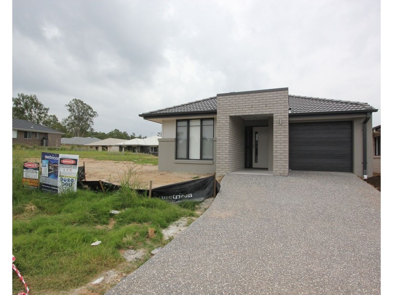 10 Magee Street, Ripley QLD 4306