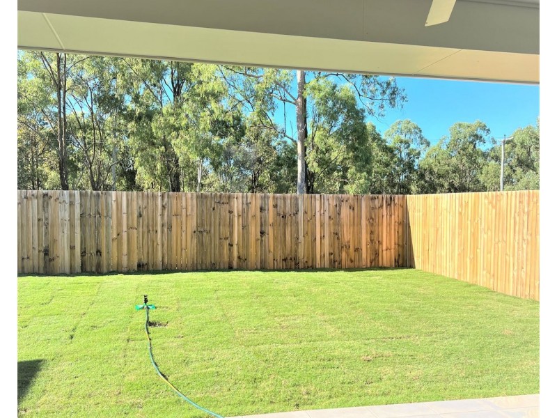 35 Sunflower Court, Ripley QLD 4306