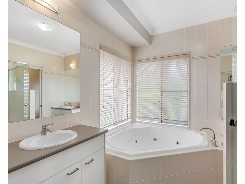 12 Myrtle Crescent, Brookwater QLD 4300