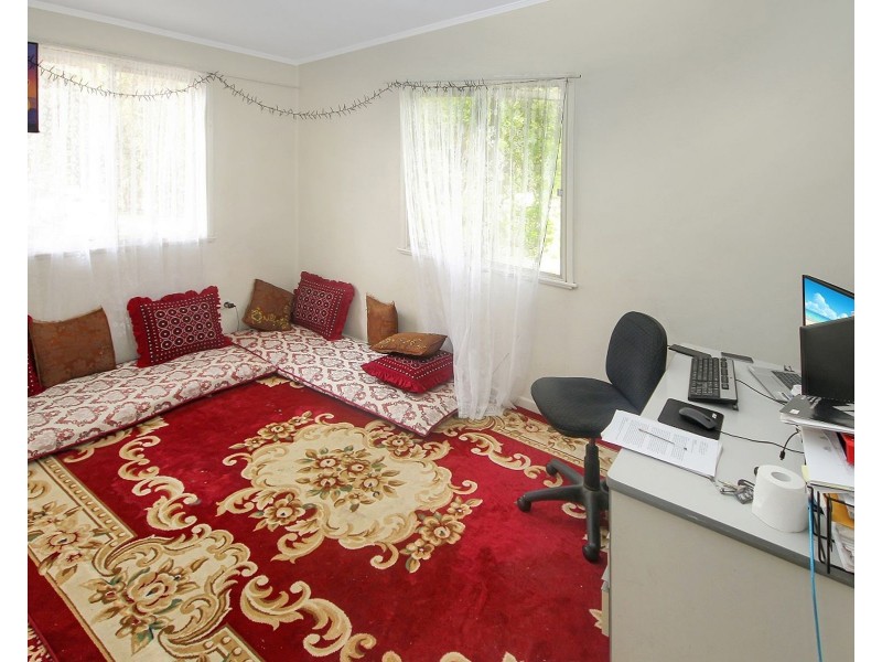 53 Bannerman Street, Oxley QLD 4075