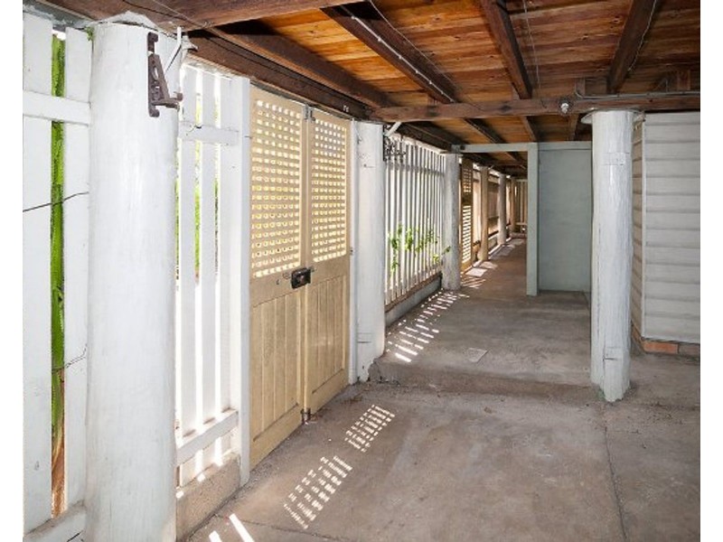 41 Salisbury Road, Ipswich QLD 4305