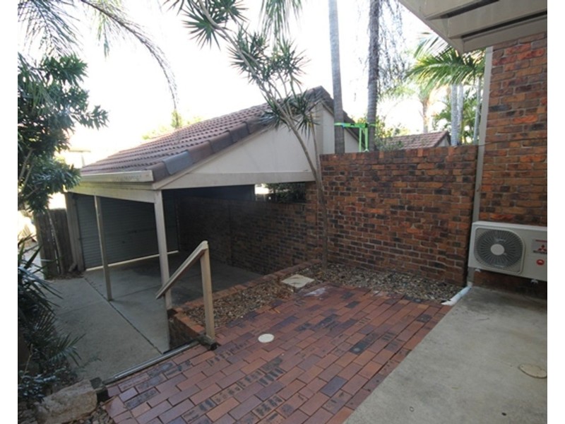 1/4 Lillian Street, Redbank Plains QLD 4301