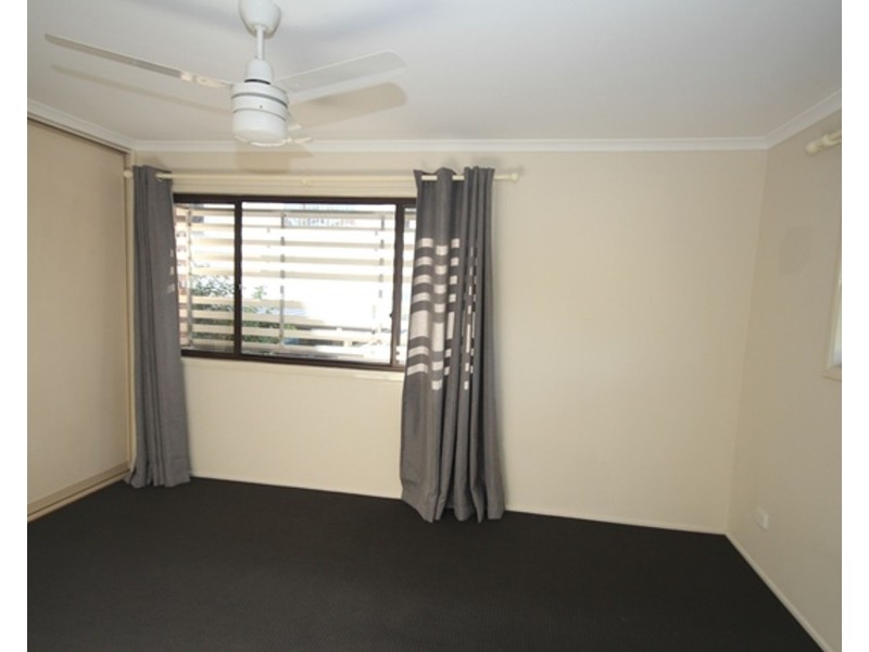 1/4 Lillian Street, Redbank Plains QLD 4301
