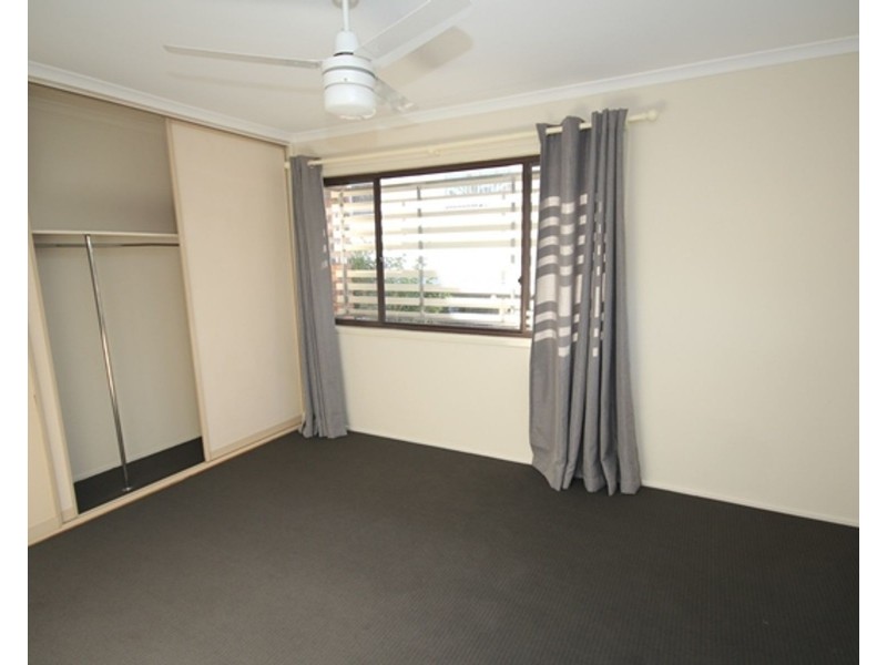 1/4 Lillian Street, Redbank Plains QLD 4301
