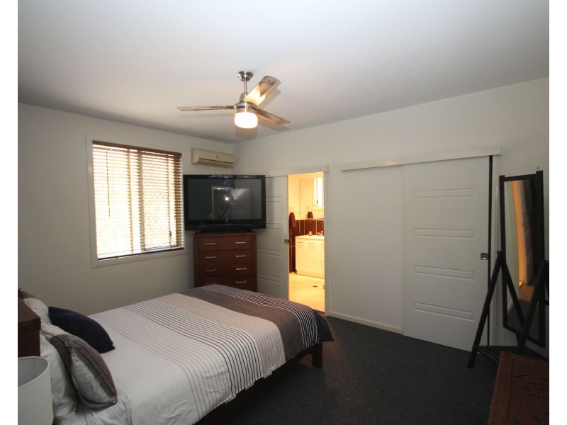 1 Sandoy Court, Bellbird Park QLD 4300