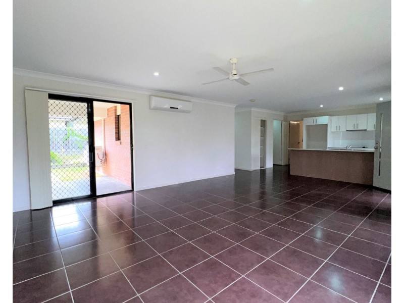 4 Honeyeater Crescent, Moggill QLD 4070