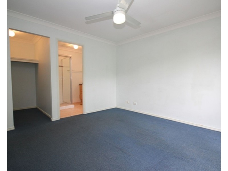 6 Bullen Circuit, Forest Lake QLD 4078