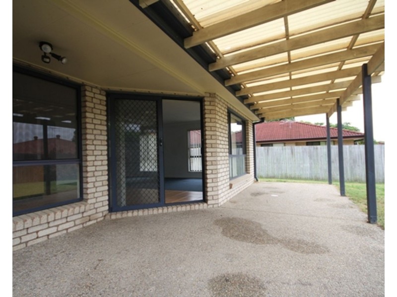 6 Bullen Circuit, Forest Lake QLD 4078