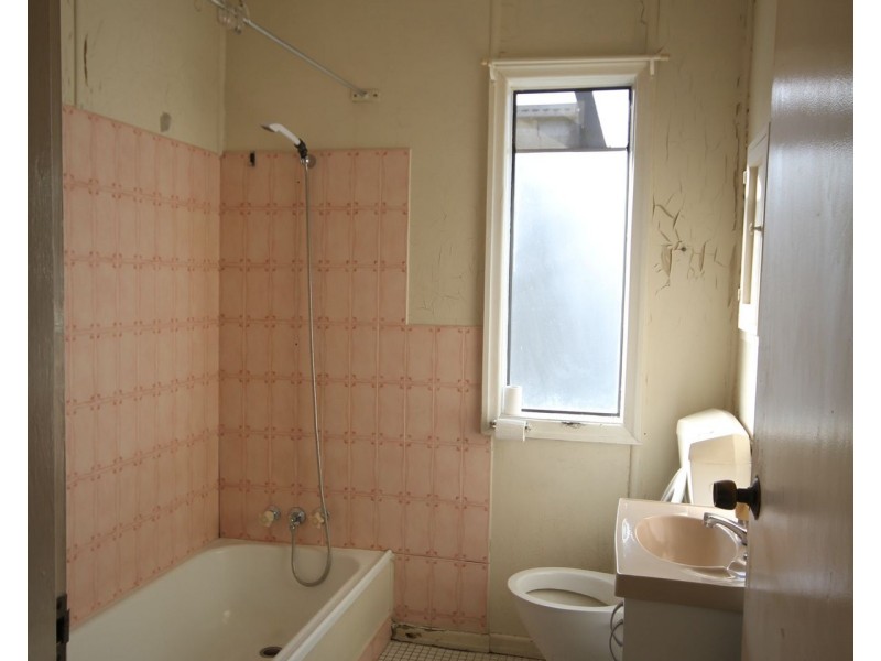 8 Queensland Road, Darra QLD 4076