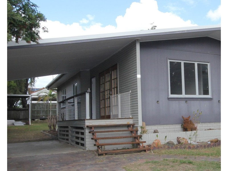 15 Lawson Street, Oxley QLD 4075