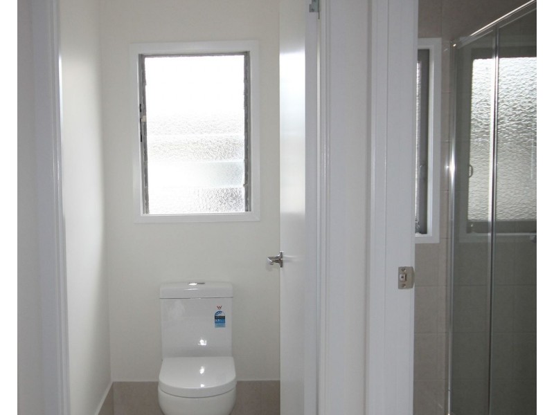 15 Lawson Street, Oxley QLD 4075