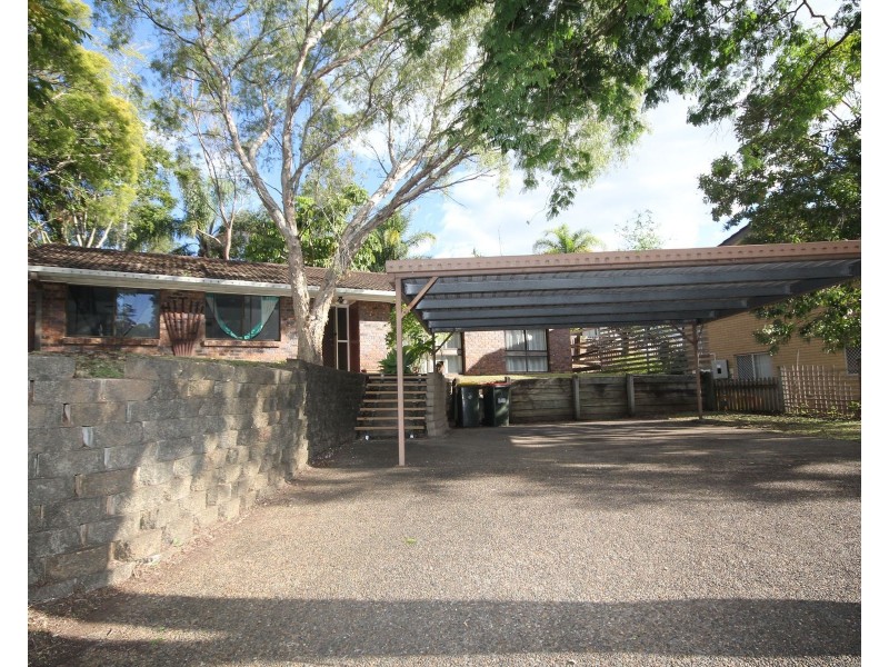 42 Venerable Street, Seventeen Mile Rocks QLD 4073