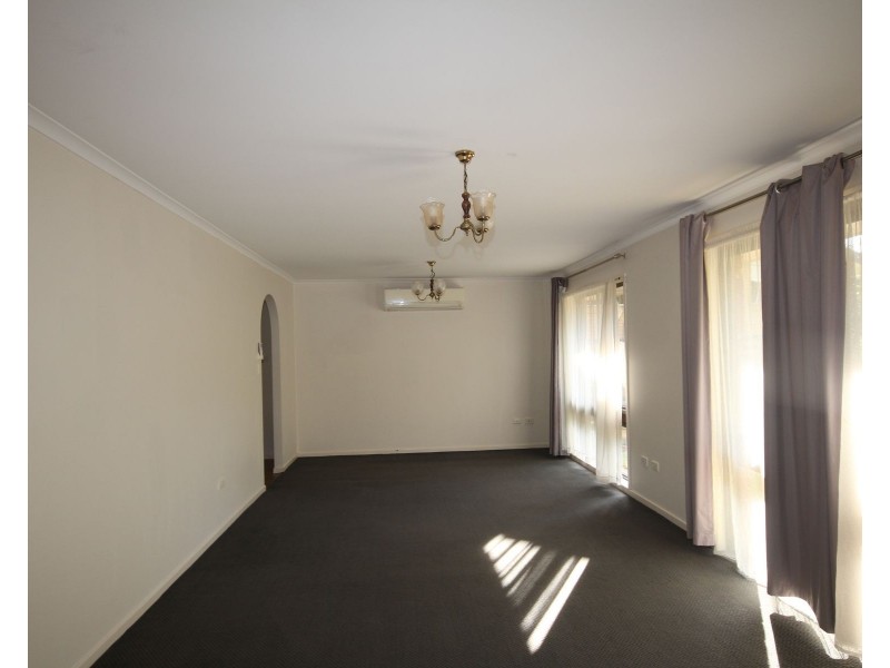 42 Venerable Street, Seventeen Mile Rocks QLD 4073