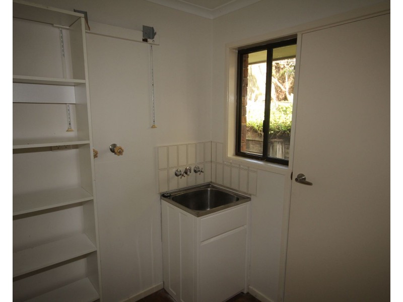 42 Venerable Street, Seventeen Mile Rocks QLD 4073