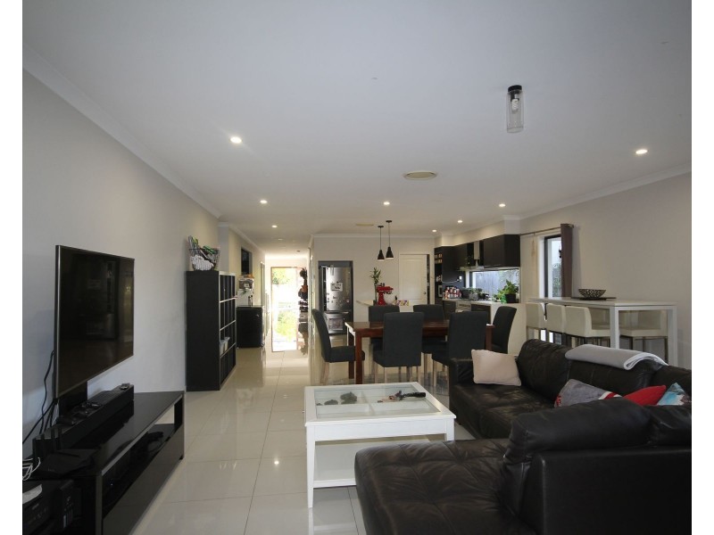 44 Finnegan Circuit, Oxley QLD 4075