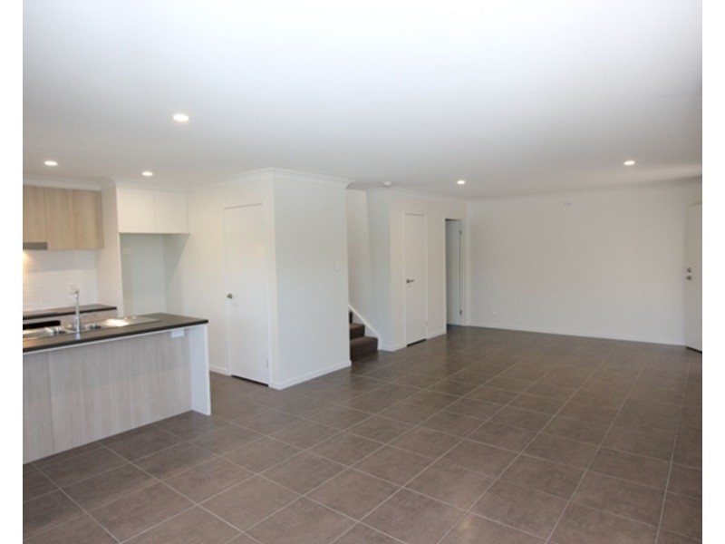 180/25 Farinazzo Street, Richlands QLD 4077