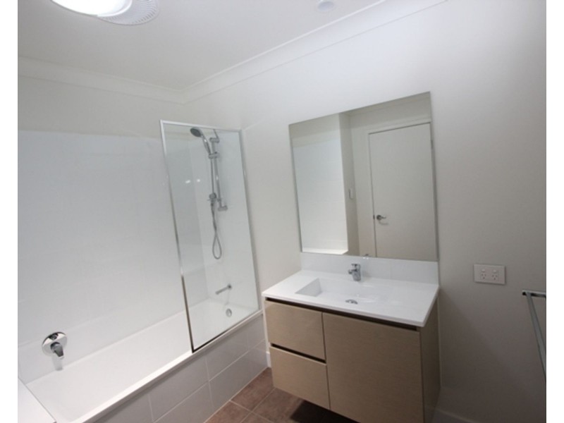 180/25 Farinazzo Street, Richlands QLD 4077