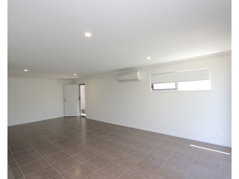 180/25 Farinazzo Street, Richlands QLD 4077