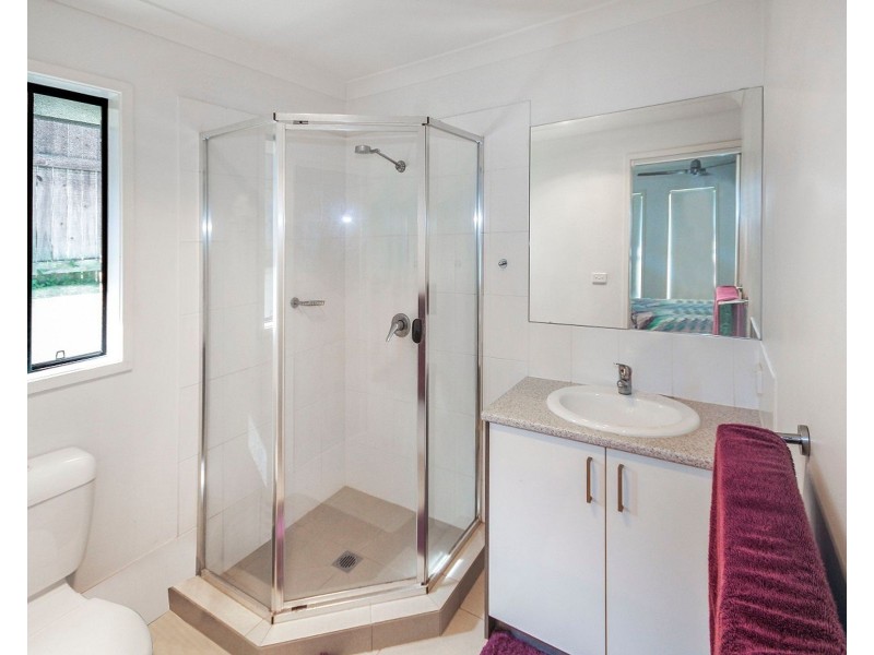 32 Pleasant Drive, Redbank Plains QLD 4301