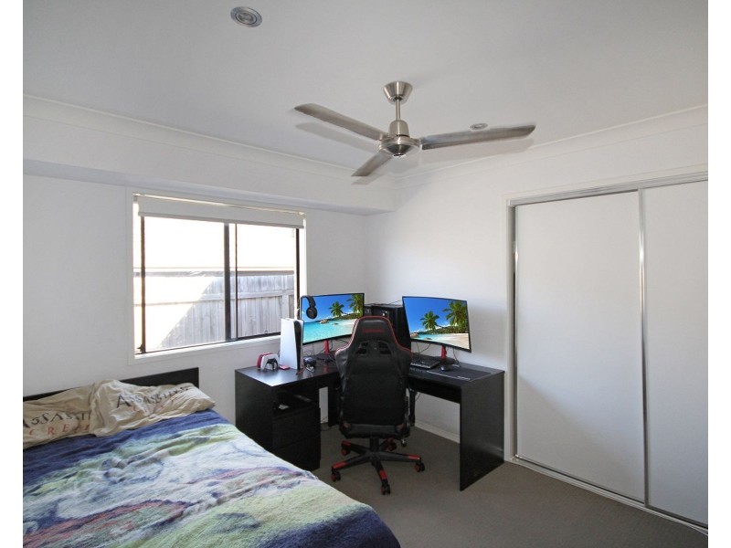 32 Pleasant Drive, Redbank Plains QLD 4301