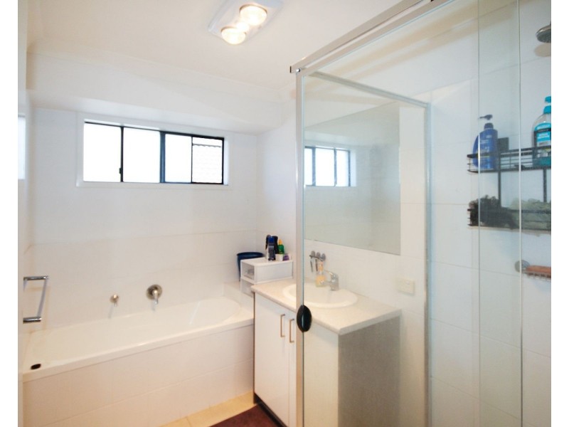32 Pleasant Drive, Redbank Plains QLD 4301