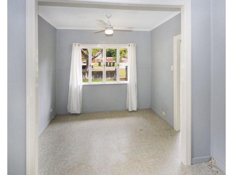 9 Gray Avenue, Corinda QLD 4075