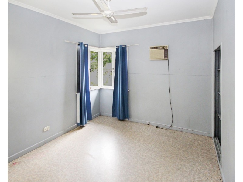 9 Gray Avenue, Corinda QLD 4075