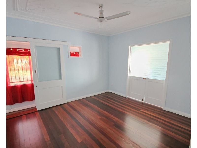 27 Arcadia Crescent, Darra QLD 4076