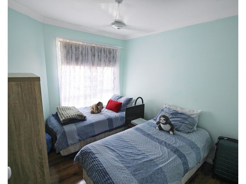 8 Scenic Crescent, Springfield QLD 4300