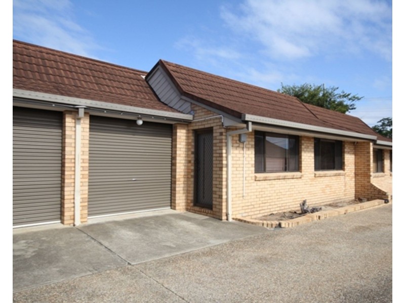 2/244 Redbank Plains Road, Bellbird Park QLD 4300
