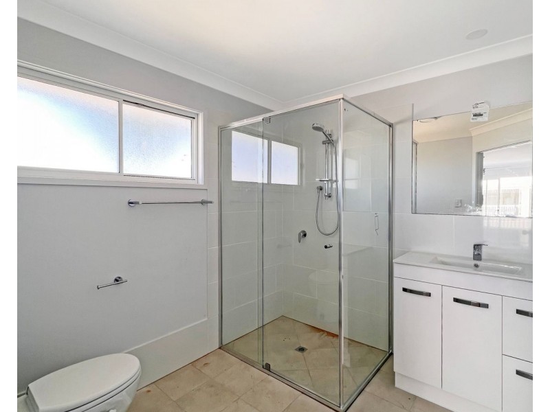 29-31 Law Street, Redbank QLD 4301