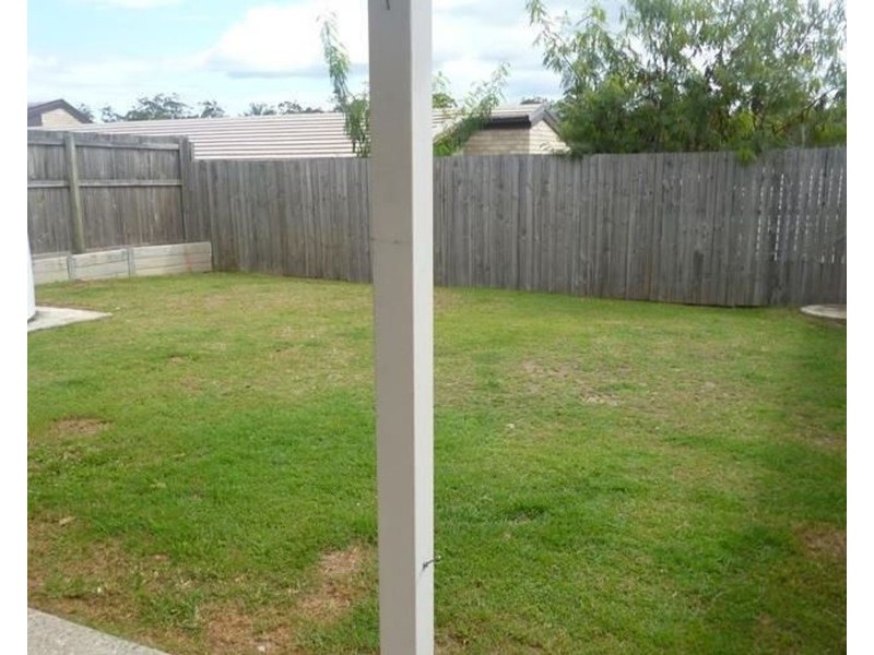 6 Erbin Lane, Augustine Heights QLD 4300