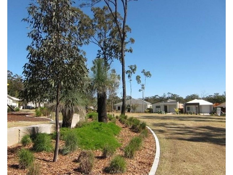 6 Erbin Lane, Augustine Heights QLD 4300