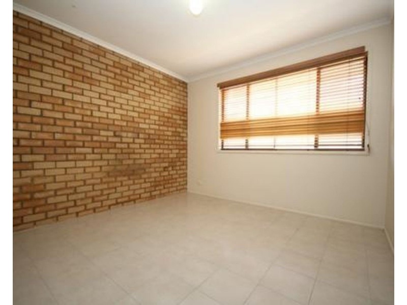 4/244 Redbank Plains Road, Bellbird Park QLD 4300