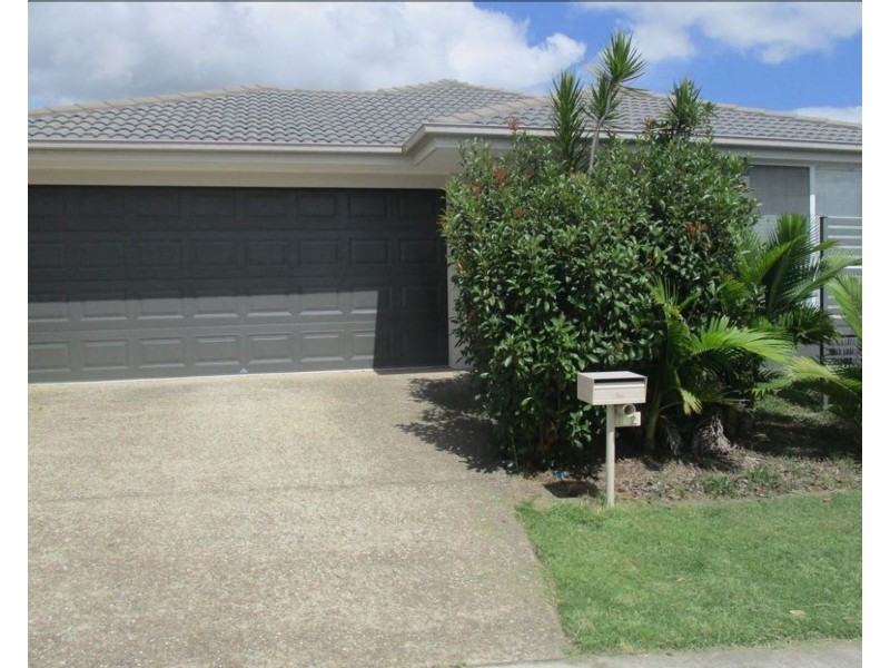 102 Valentine Circuit, Augustine Heights QLD 4300