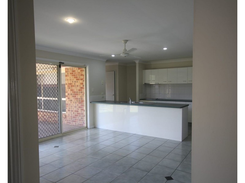 9 Scenic Crescent, Springfield QLD 4300
