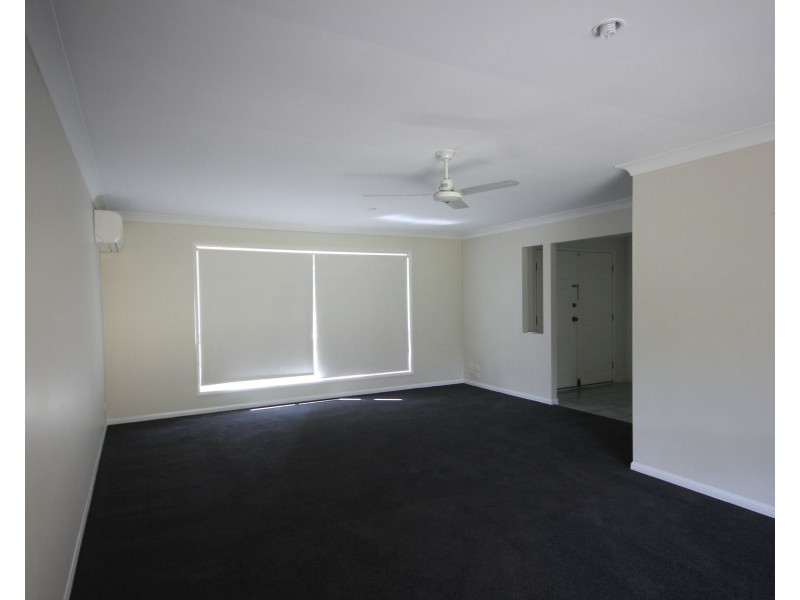 9 Scenic Crescent, Springfield QLD 4300