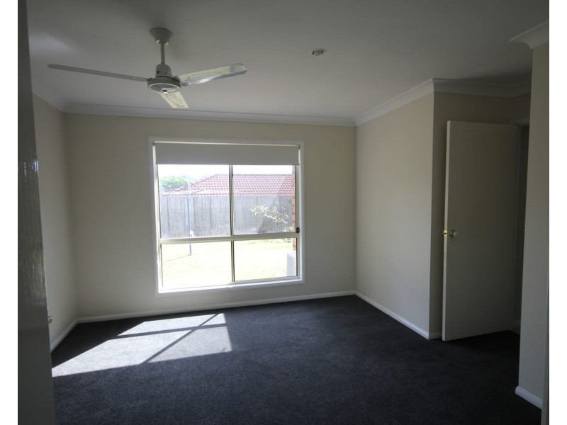9 Scenic Crescent, Springfield QLD 4300