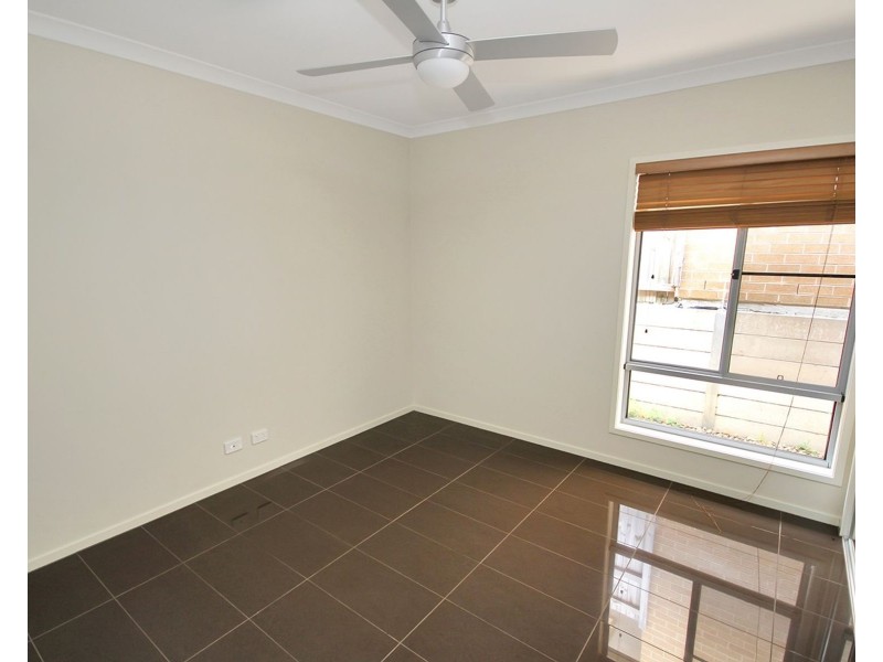 28 Poppy Crescent, Springfield Lakes QLD 4300