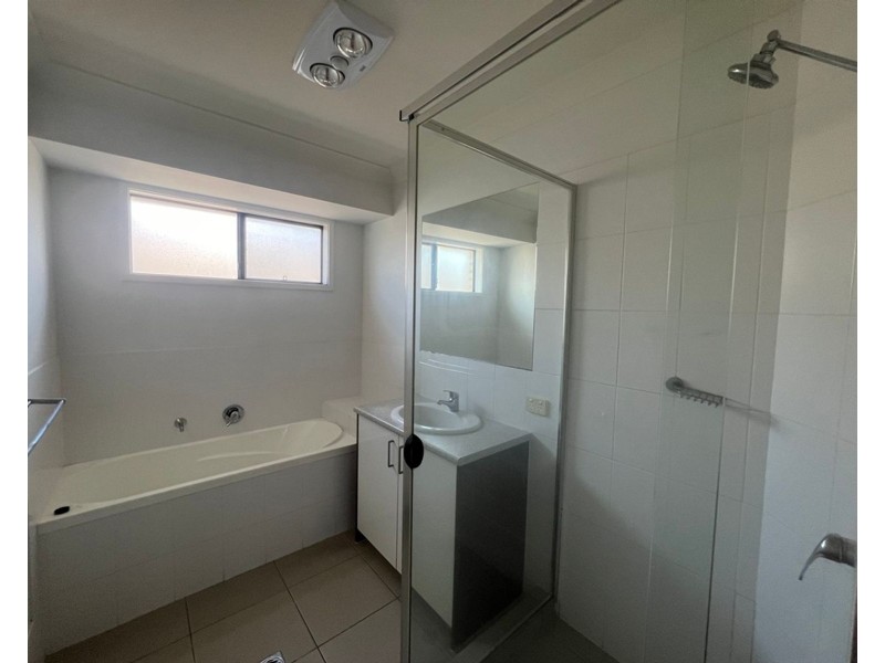 32 Pleasant Drive, Redbank Plains QLD 4301