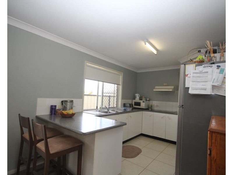 1/23 Forgan Smith Street, Collingwood Park QLD 4301