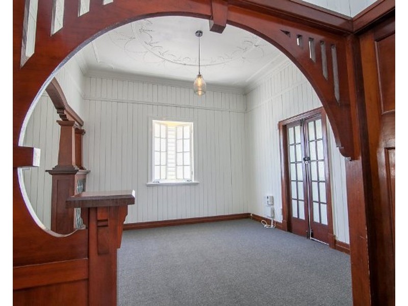 41 Salisbury Road, Ipswich QLD 4305