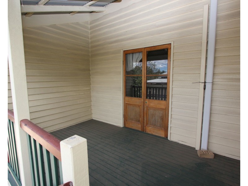 64 Lynne Grove Avenue, Corinda QLD 4075