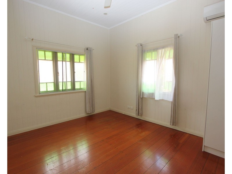 64 Lynne Grove Avenue, Corinda QLD 4075