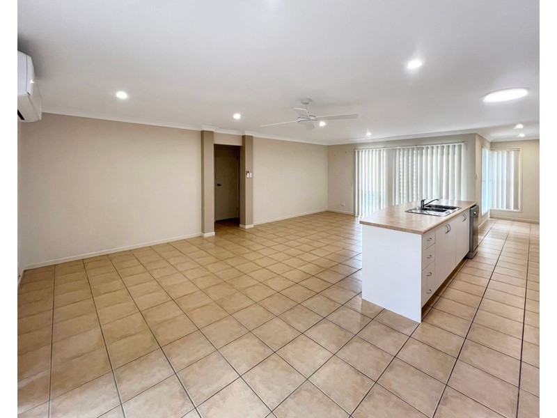 55 Gippsland Circuit, Forest Lake QLD 4078
