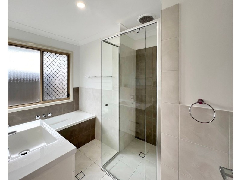 55 Gippsland Circuit, Forest Lake QLD 4078