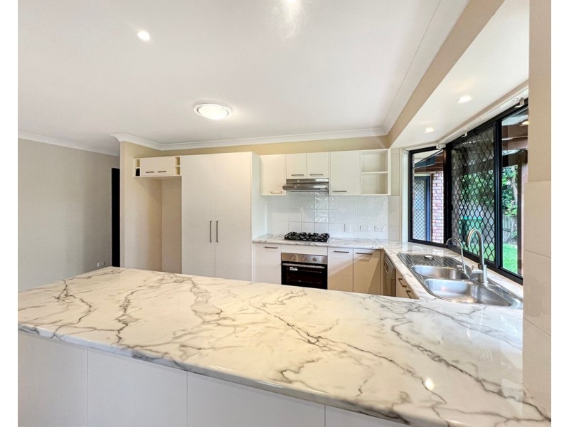 24 Vanessa Court, Camira QLD 4300