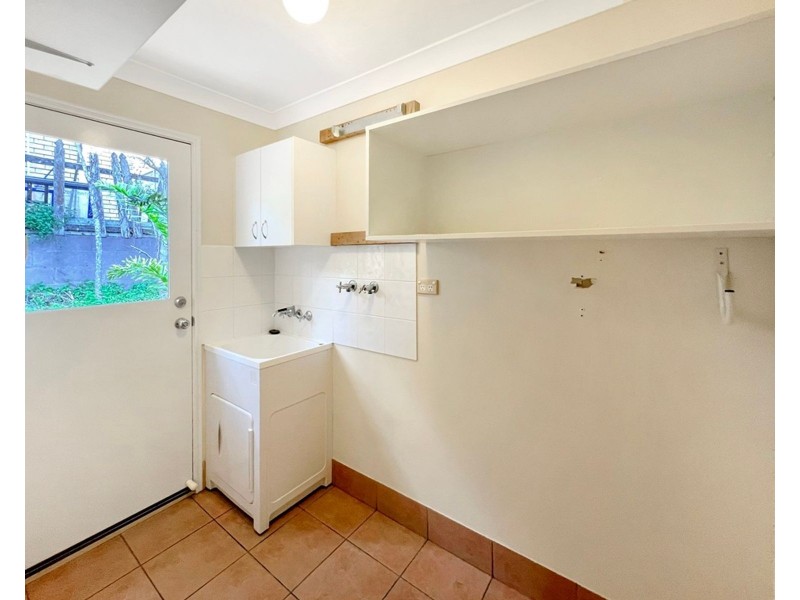 24 Vanessa Court, Camira QLD 4300