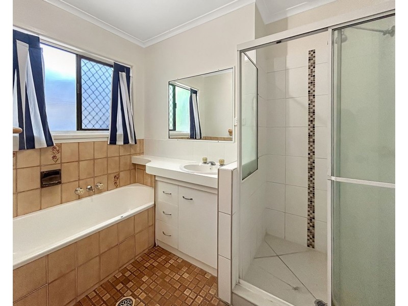 76 Collingwood Drive, Collingwood Park QLD 4301